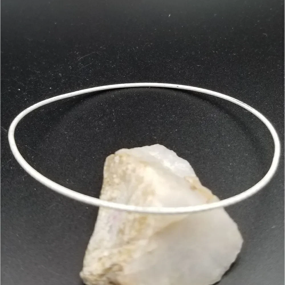 White frosted bracelet bangle. B629